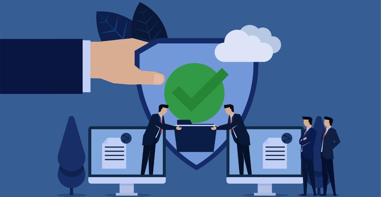 Grafik: Zwei Personen tauschen Dokumente zwischen zwei Computersystemen aus, geschützt durch ein digitales Sicherheitsschild mit grünem Häkchen, Symbol für Middleware-Sicherheit und sichere Zugriffskontrolle.
